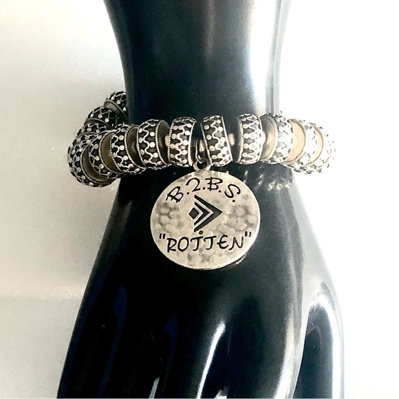 SILPADA Sterling Silver Oversized Oxidized Silver B2BS ROTTEN Toggle Bracelet - Picture 16 of 17